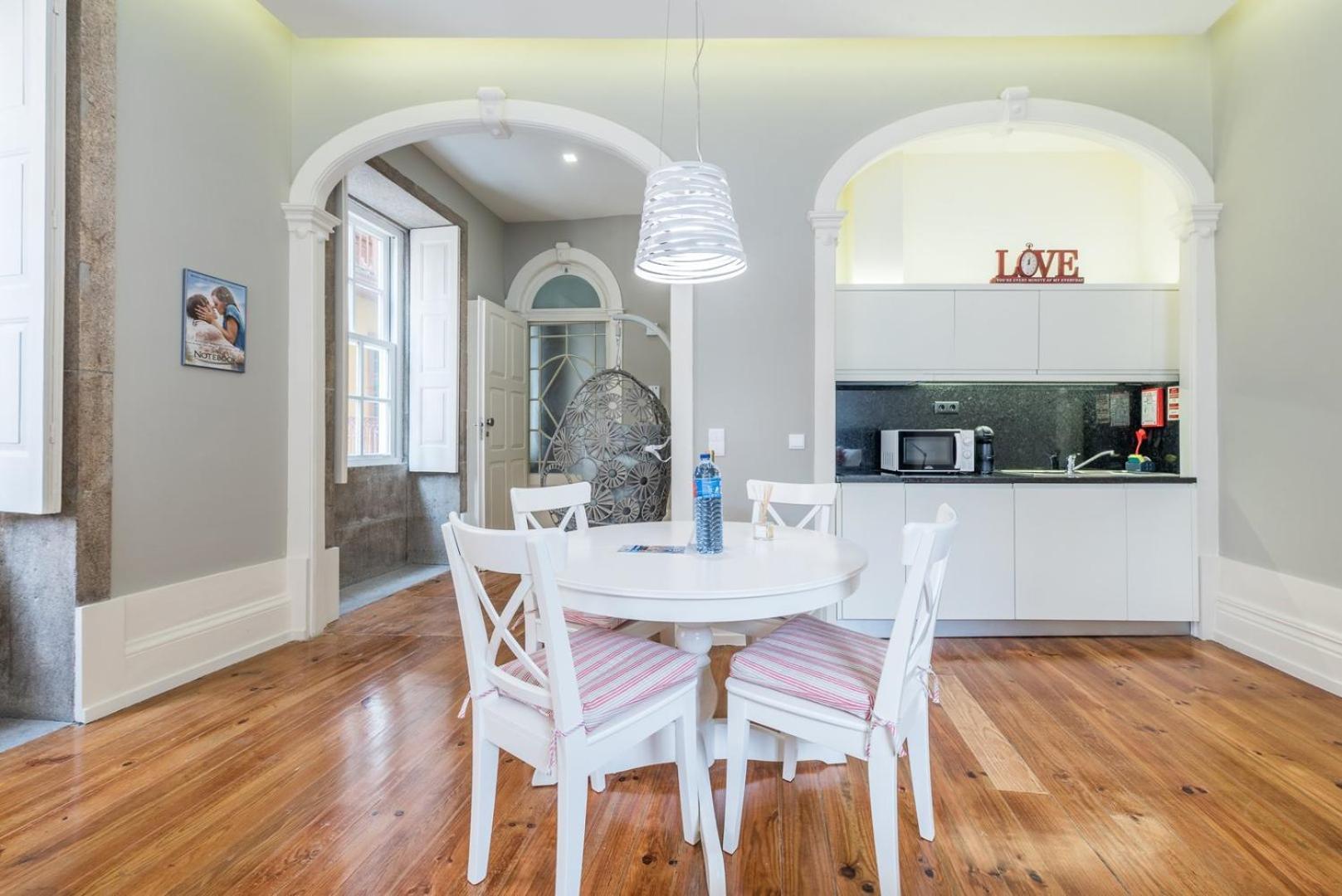 Apartament Guestready - Chic Retreat In The Heart Of Porto Zewnętrze zdjęcie