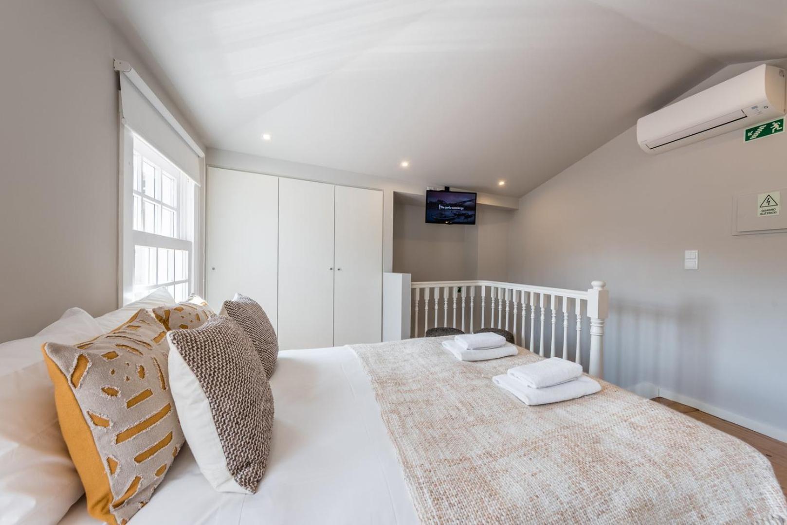 Apartament Guestready - Chic Retreat In The Heart Of Porto Zewnętrze zdjęcie