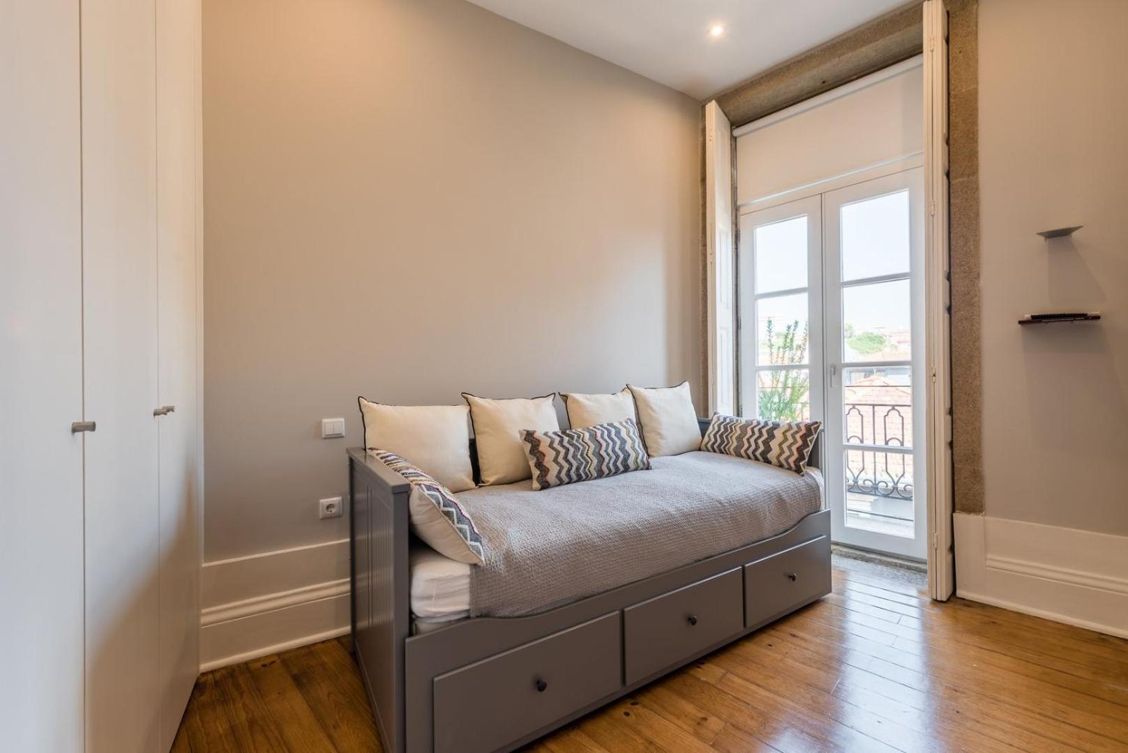Apartament Guestready - Chic Retreat In The Heart Of Porto Zewnętrze zdjęcie